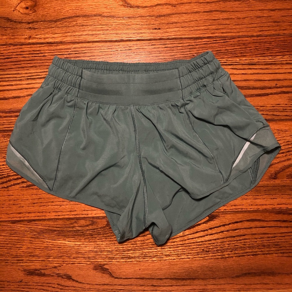 Hotty Hot Short 2.5”